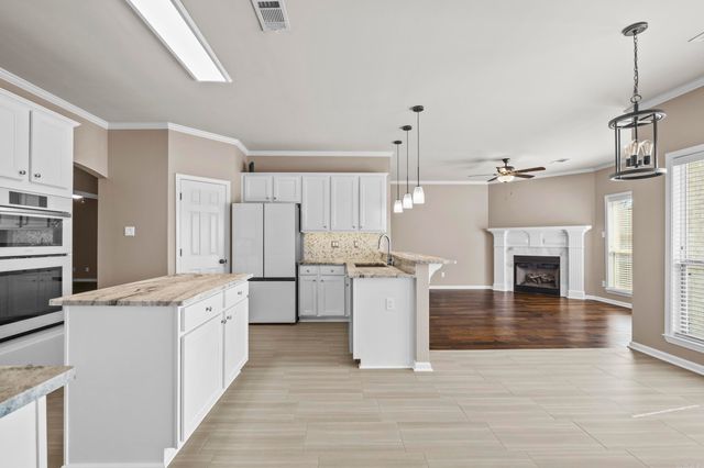 6701 Waterview Pl, Sherwood, AR 72120