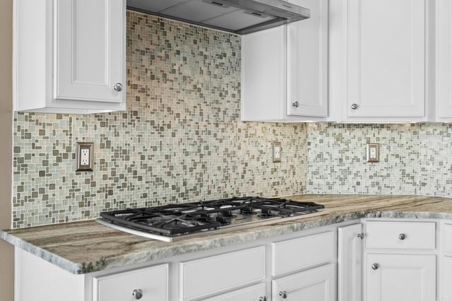 6701 Waterview Pl, Sherwood, AR 72120