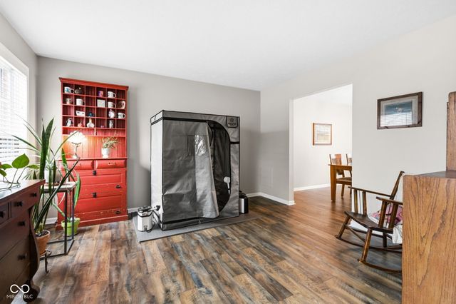 9423 Grandview Court, Noblesville, IN 46060