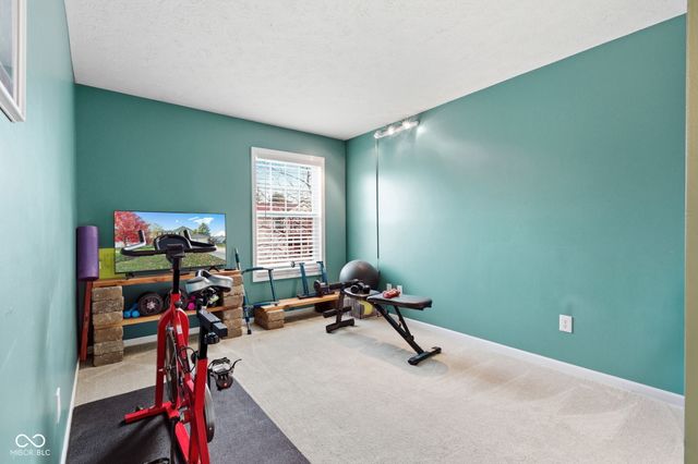 9423 Grandview Court, Noblesville, IN 46060