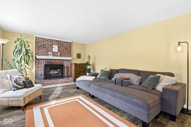 9423 Grandview Court, Noblesville, IN 46060