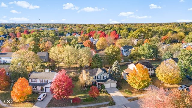 9423 Grandview Court, Noblesville, IN 46060