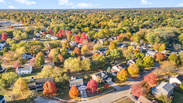 9423 Grandview Court, Noblesville, IN 46060