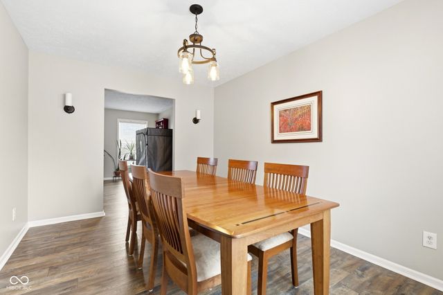 9423 Grandview Court, Noblesville, IN 46060