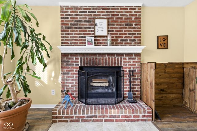 9423 Grandview Court, Noblesville, IN 46060