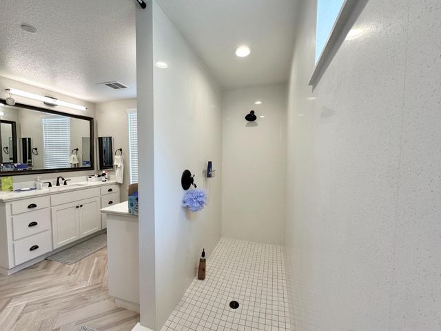 1952 Cannery Loop, Davis, CA 95616