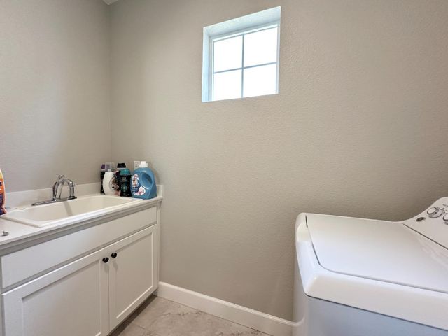 1952 Cannery Loop, Davis, CA 95616