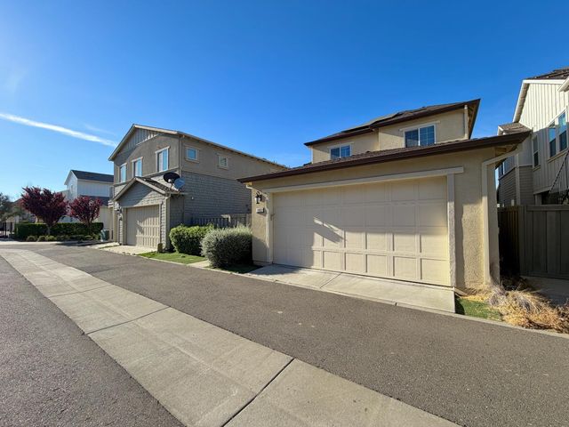 1952 Cannery Loop, Davis, CA 95616