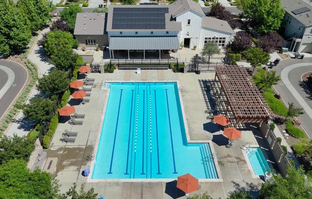 1952 Cannery Loop, Davis, CA 95616