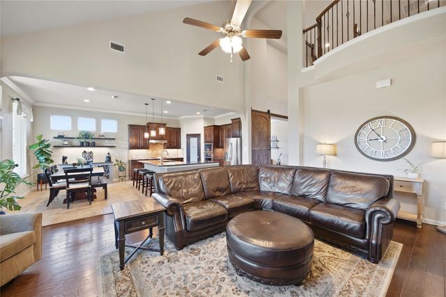 216 Equestrian Road, Hickory Creek, TX 75065