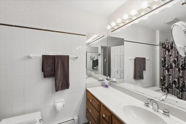 520 W Merri Oaks Road, Barrington Hills, IL 60010