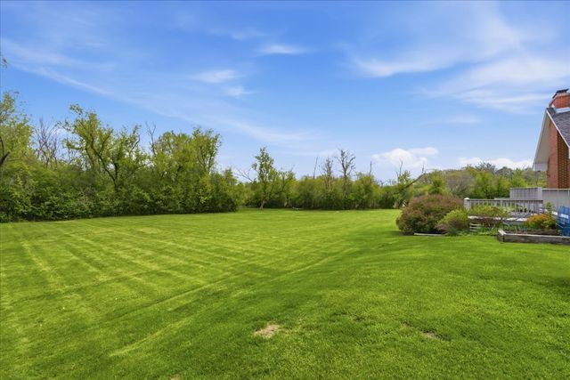 520 W Merri Oaks Road, Barrington Hills, IL 60010