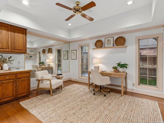 6 Inwood Manor, San Antonio, TX 78248