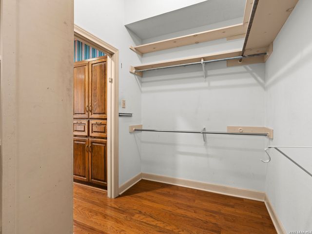 6 Inwood Manor, San Antonio, TX 78248