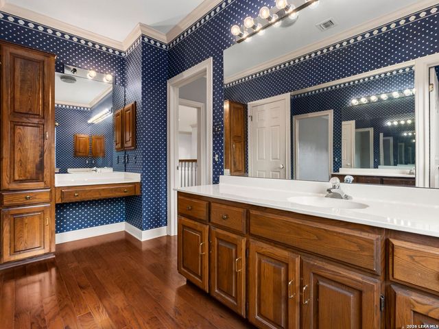 6 Inwood Manor, San Antonio, TX 78248