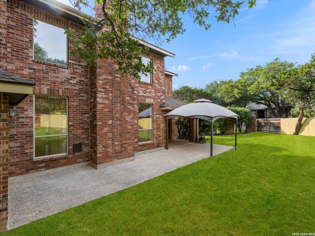 6 Inwood Manor, San Antonio, TX 78248