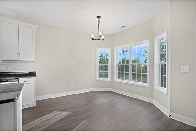 502 N Halifax Ct, Clarksville, TN 37040