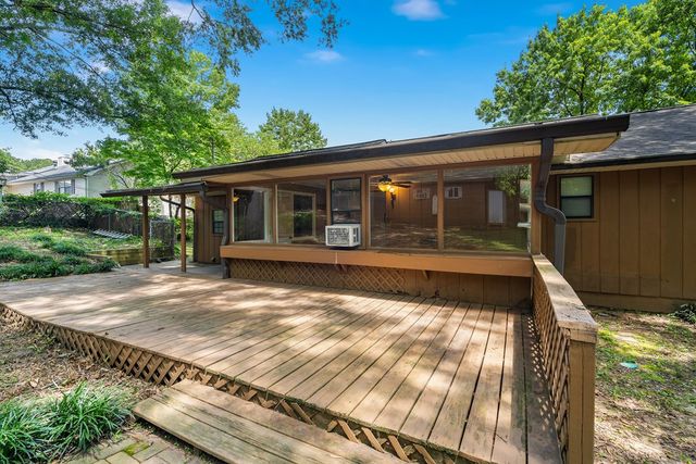 903 W Tyler Street, Dalton, GA 30720