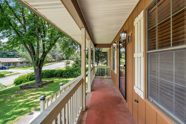 903 W Tyler Street, Dalton, GA 30720