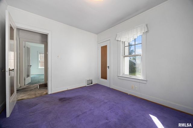 710 W GIFT Avenue, Peoria, IL 61604