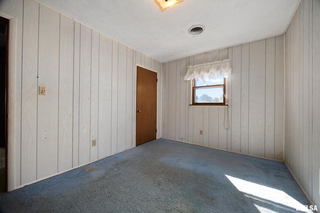 710 W GIFT Avenue, Peoria, IL 61604