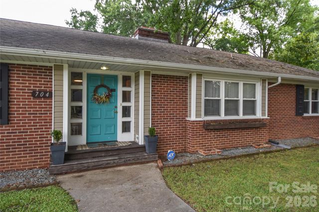 704 Lancaster Avenue, Monroe, NC 28112