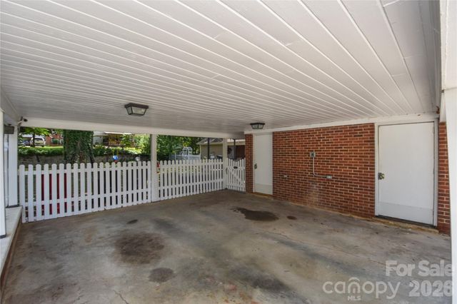 704 Lancaster Avenue, Monroe, NC 28112