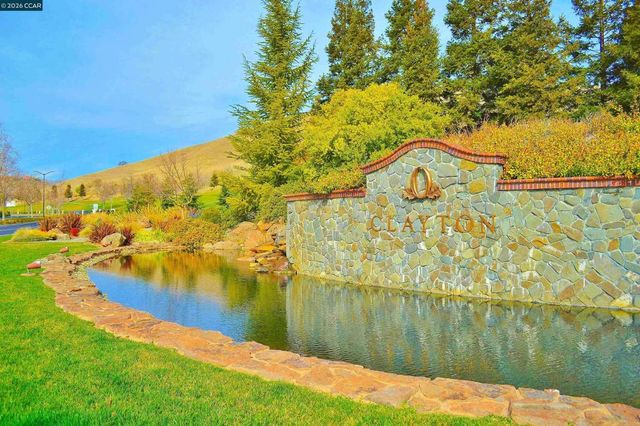 1295 Shell Cir, Clayton, CA 94517