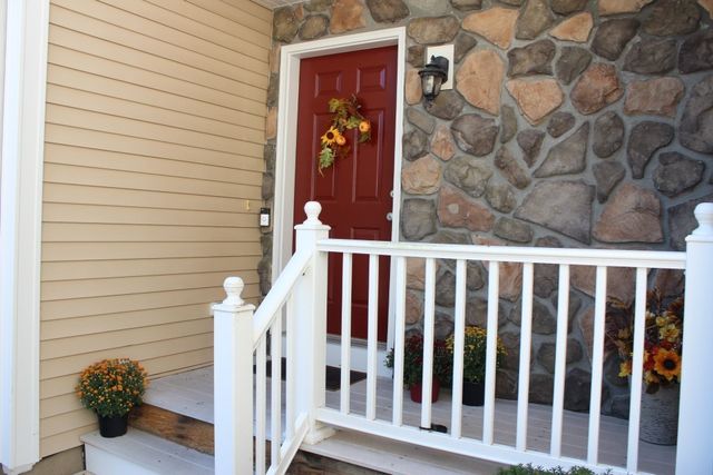 309 Hampton Way 309, Abington, MA 02351