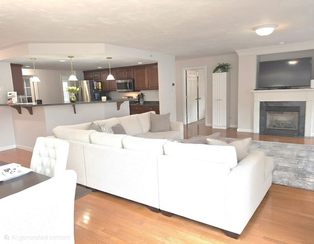 309 Hampton Way 309, Abington, MA 02351
