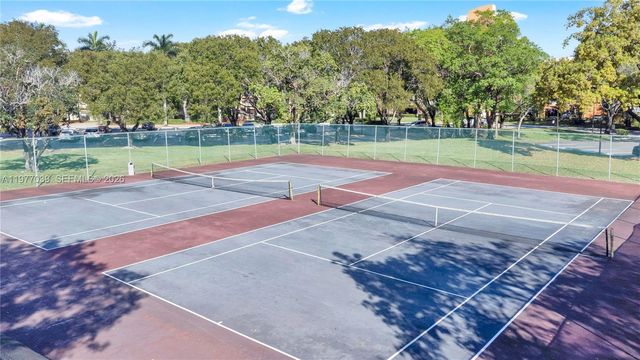 16200 Golf Club Rd 102, Weston, FL 33326