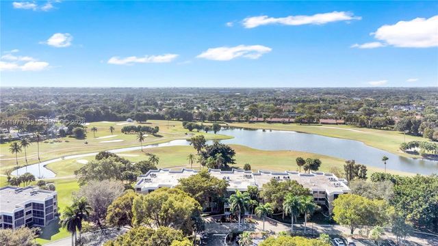 16200 Golf Club Rd 102, Weston, FL 33326