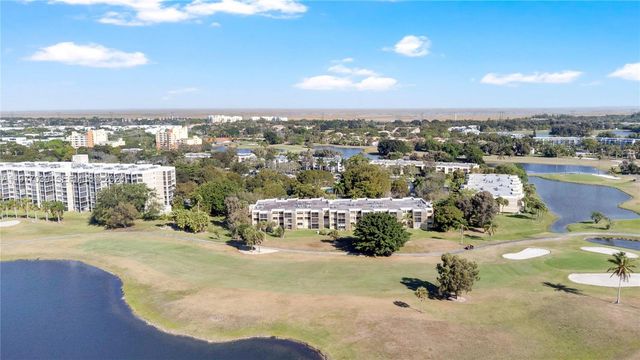 16200 Golf Club Rd 102, Weston, FL 33326