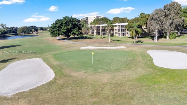 16200 Golf Club Rd 102, Weston, FL 33326