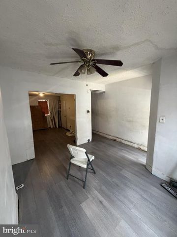 3939 WYALUSING AVE, Philadelphia, PA 19104