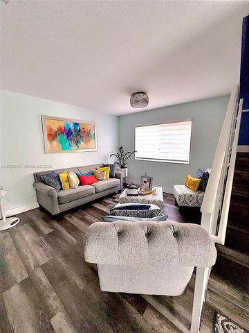 6761 NW 182nd St 103, Hialeah, FL 33015