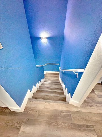 6761 NW 182nd St 103, Hialeah, FL 33015