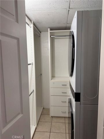 89 Lakepines, Irvine, CA 92620