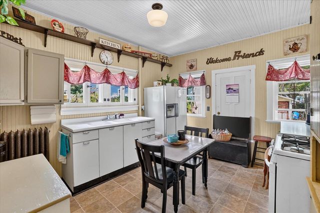 608 E High Street, Milton, WI 53563