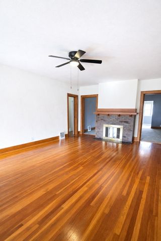 800 W South St, Salina, KS 67401