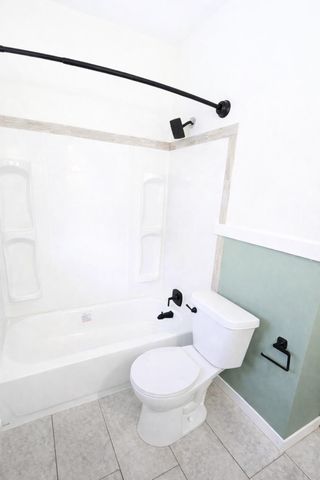 800 W South St, Salina, KS 67401