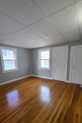 800 W South St, Salina, KS 67401