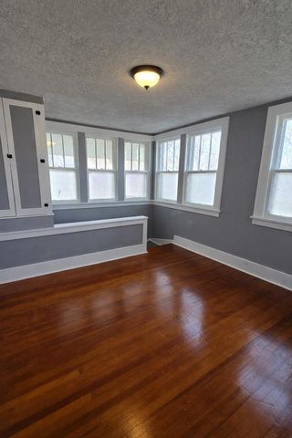 800 W South St, Salina, KS 67401