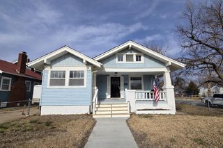 800 W South St, Salina, KS 67401