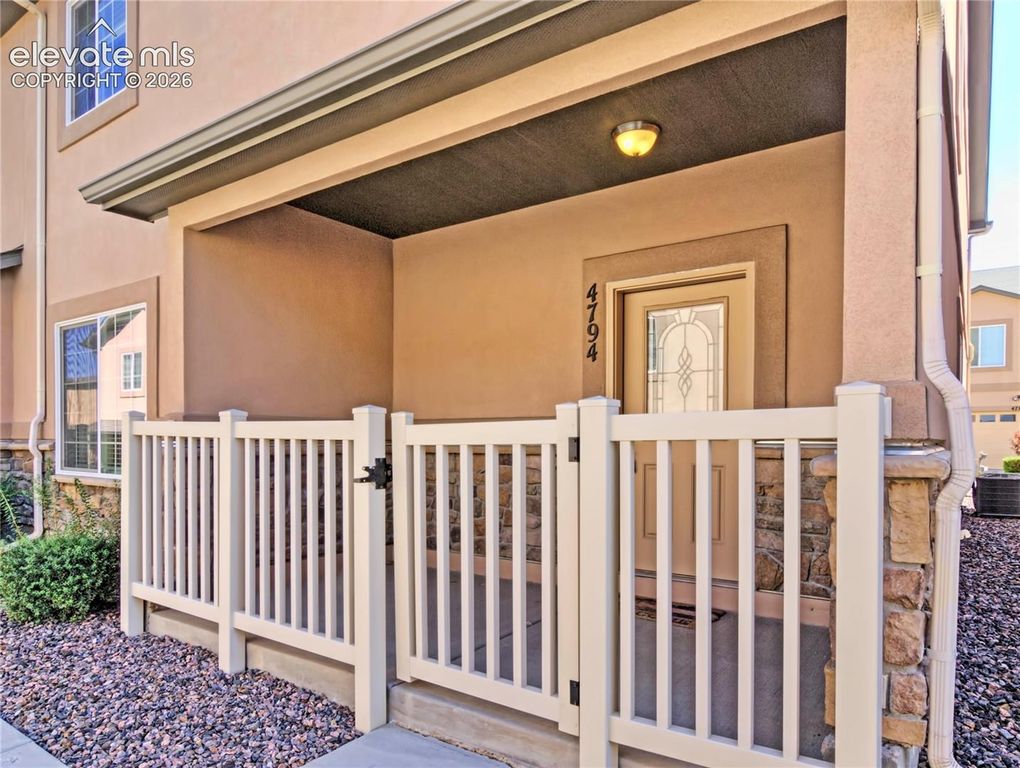 4794 Kerry Lynn View, Colorado Springs, CO 80922 — photo 2