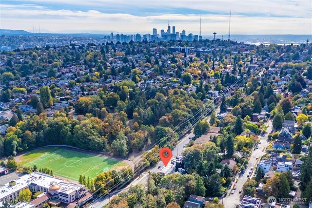 2833 3rd Avenue W, Seattle, WA 98119