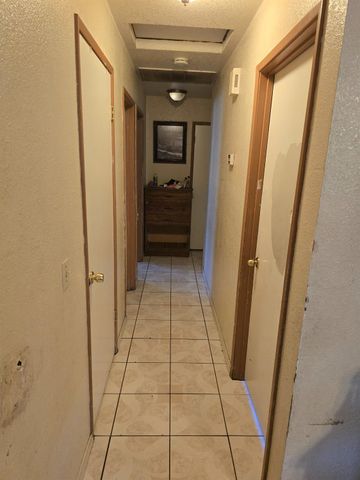 417 Mount Everest Ct, Modesto, CA 95358