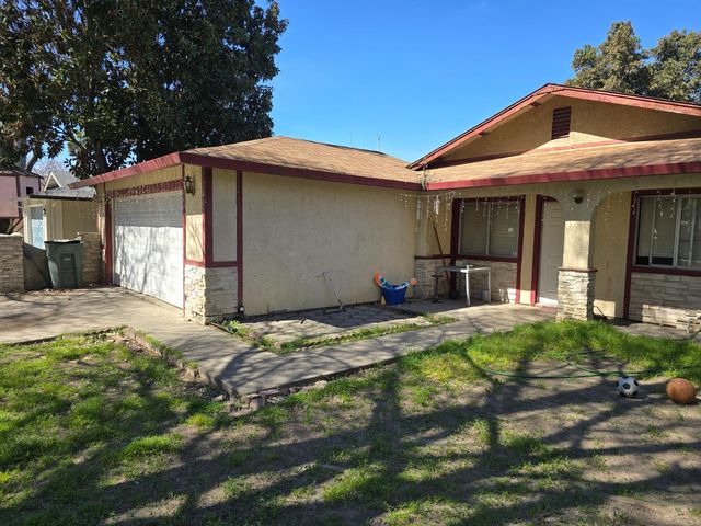 417 Mount Everest Ct, Modesto, CA 95358
