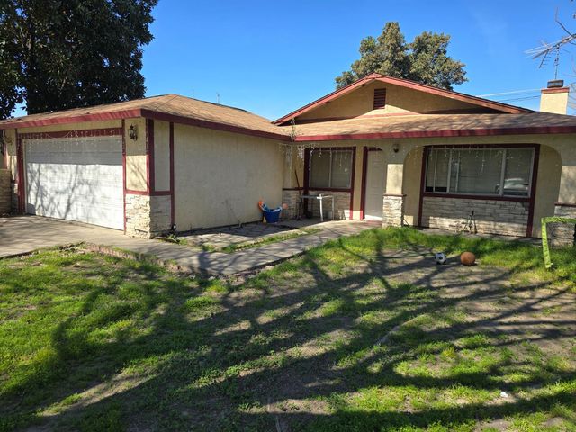 417 Mount Everest Ct, Modesto, CA 95358