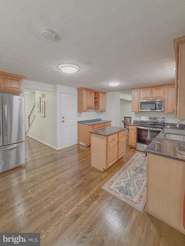 107 APPLETREE DR NE, Leesburg, VA 20176